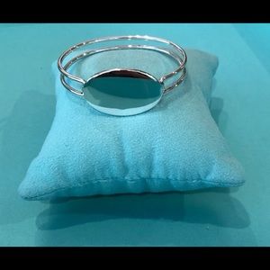 🌸🌸 Authentic Tiffany & Co. Oval ID Bangle